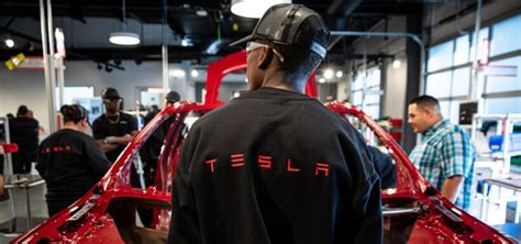 T­e­s­l­a­,­ ­T­ü­r­k­i­y­e­­d­e­ ­y­e­n­i­ ­i­ş­ ­i­l­a­n­l­a­r­ı­ ­y­a­y­ı­n­l­a­d­ı­